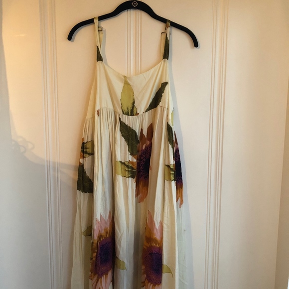 Urban Outfitters Dresses & Skirts - urban outfitters maxi floral dress